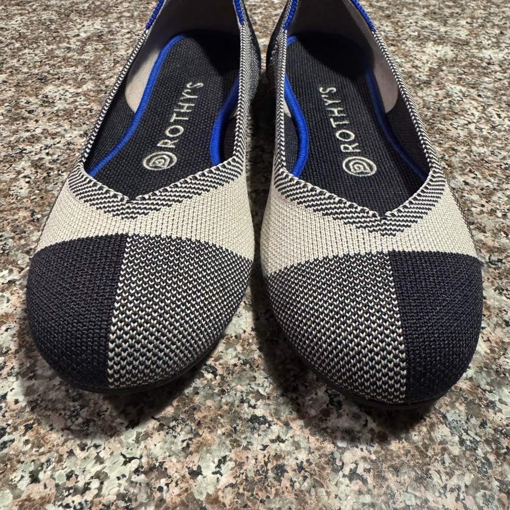 Rothy's Women's Black and Cream Loafers
